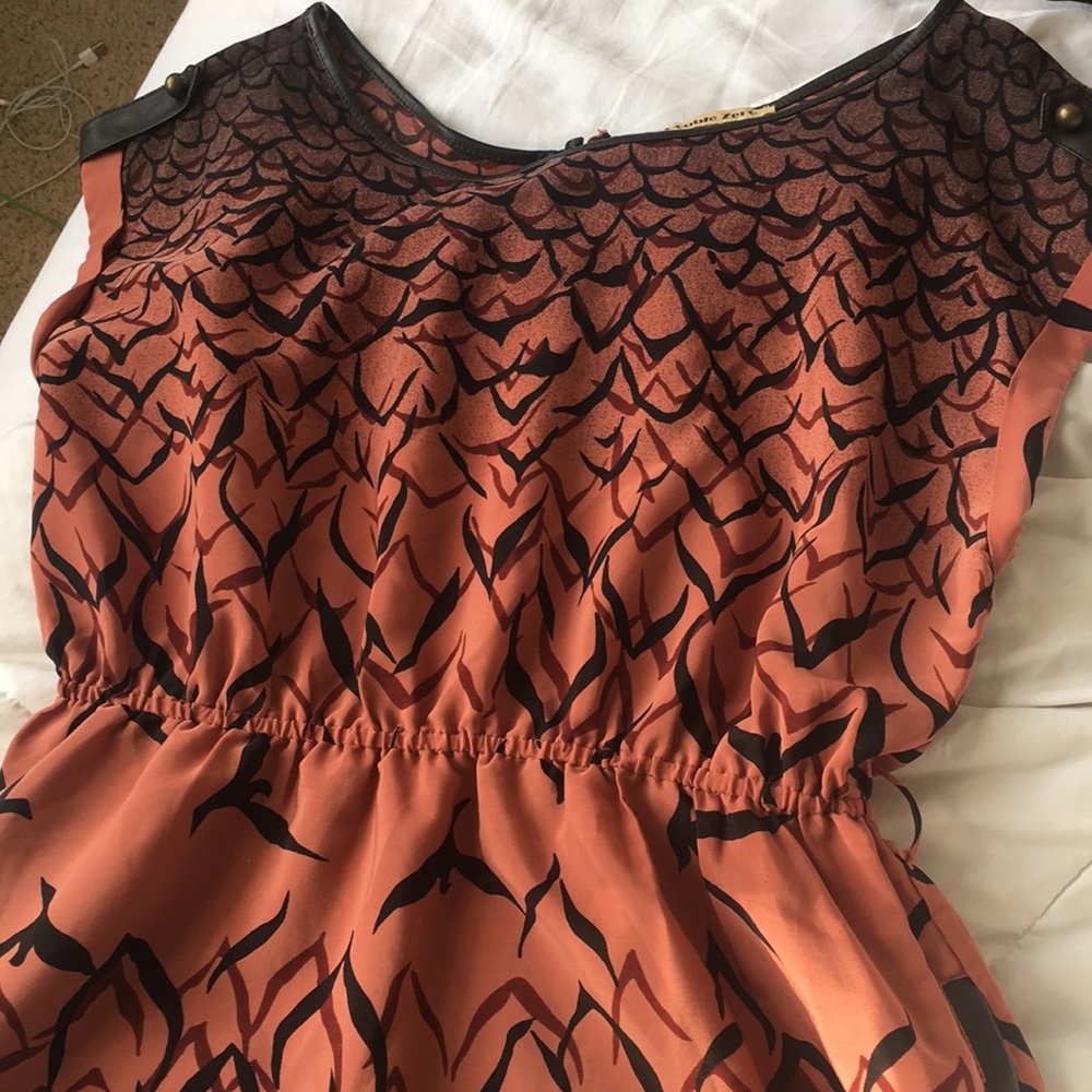 Dress - Picture 3 of 5